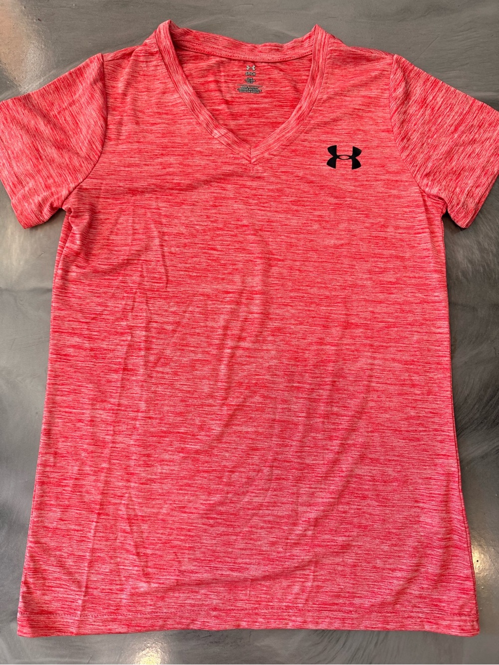 Set of 3!! Under Armour Short Sleeve Performance Tees - Black, Red, and Purple - Picture 4 of 7